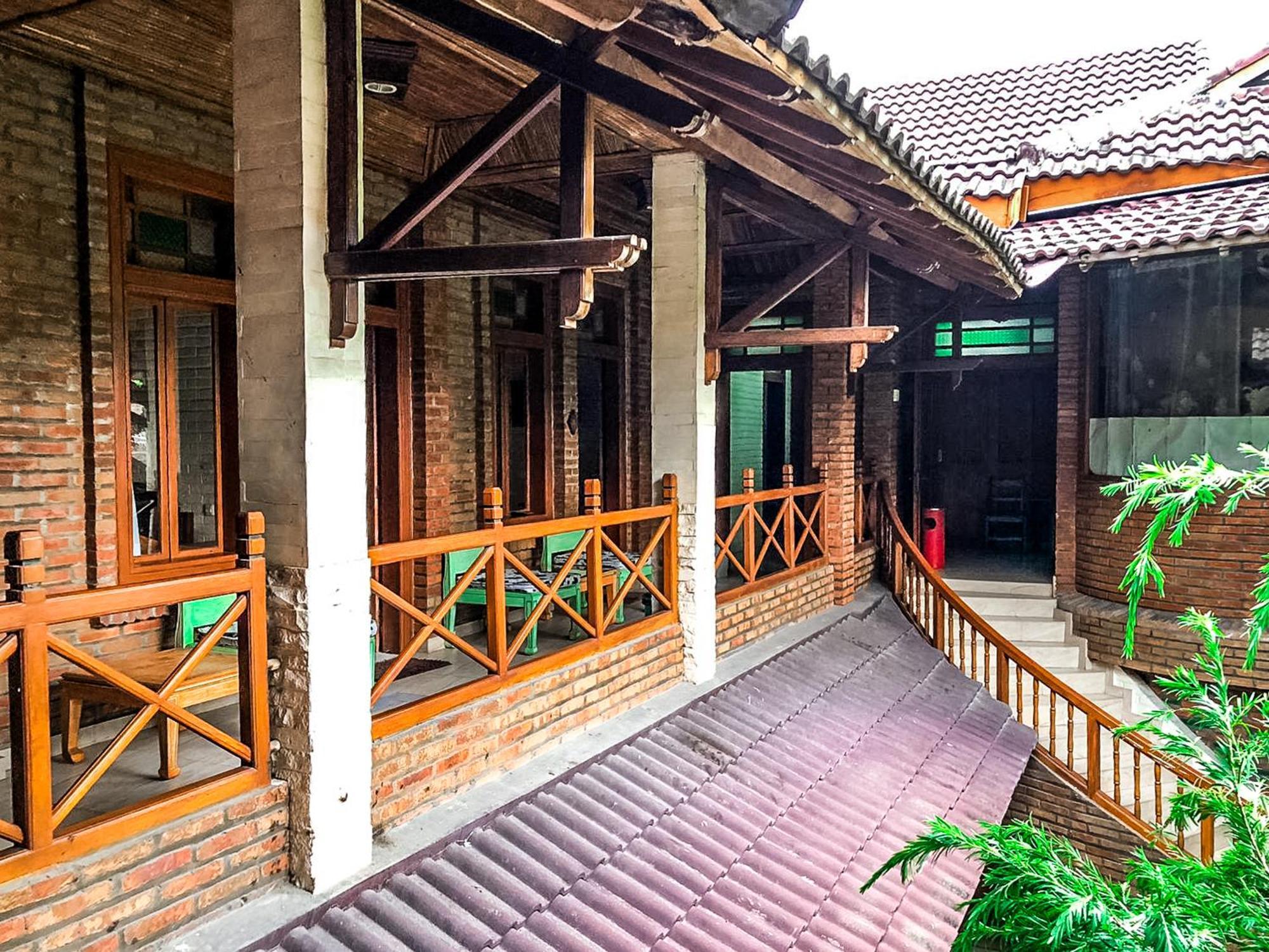Arys Garden Hotel Yogyakarta يوغياكارتا المظهر الخارجي الصورة