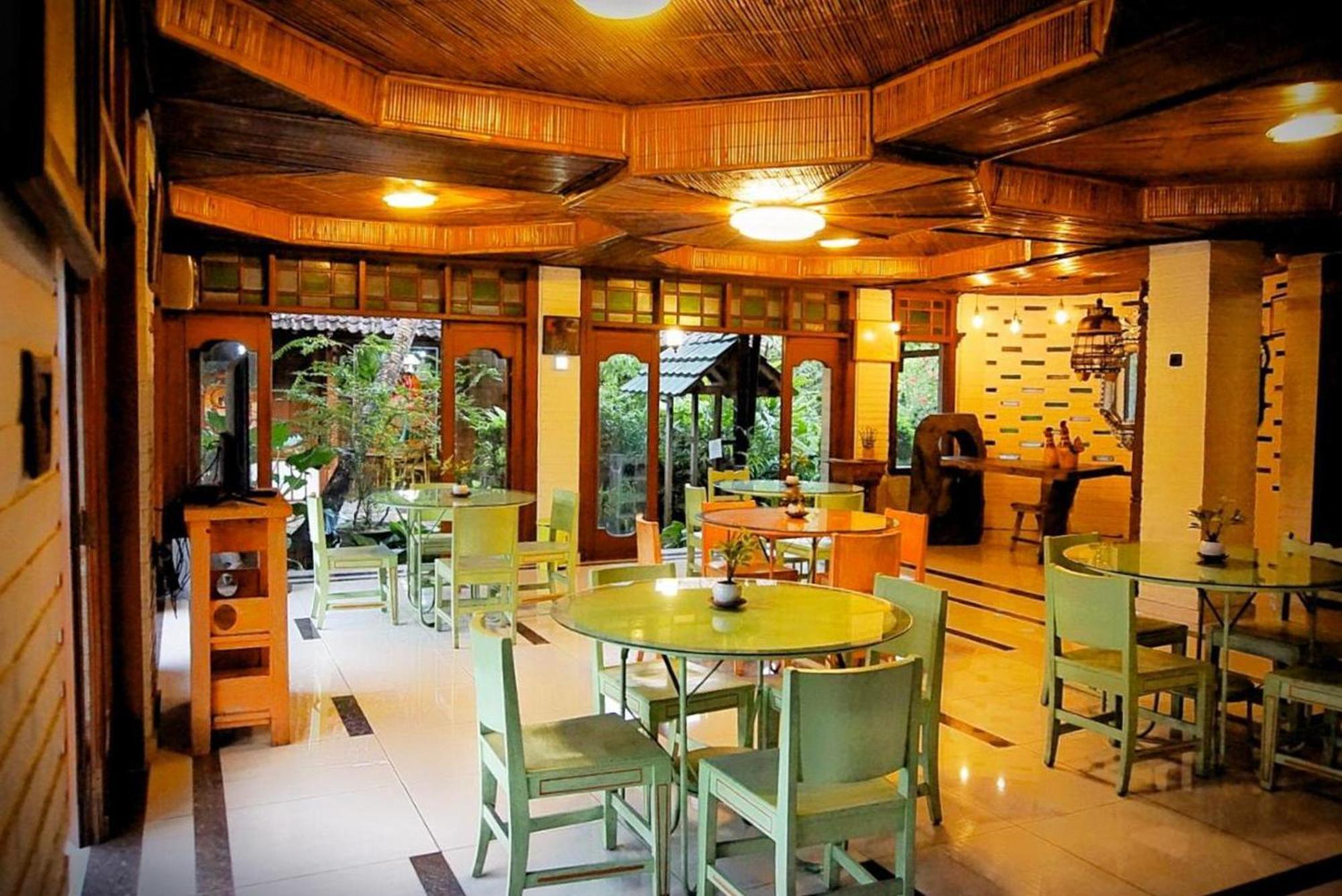 Arys Garden Hotel Yogyakarta يوغياكارتا المظهر الخارجي الصورة