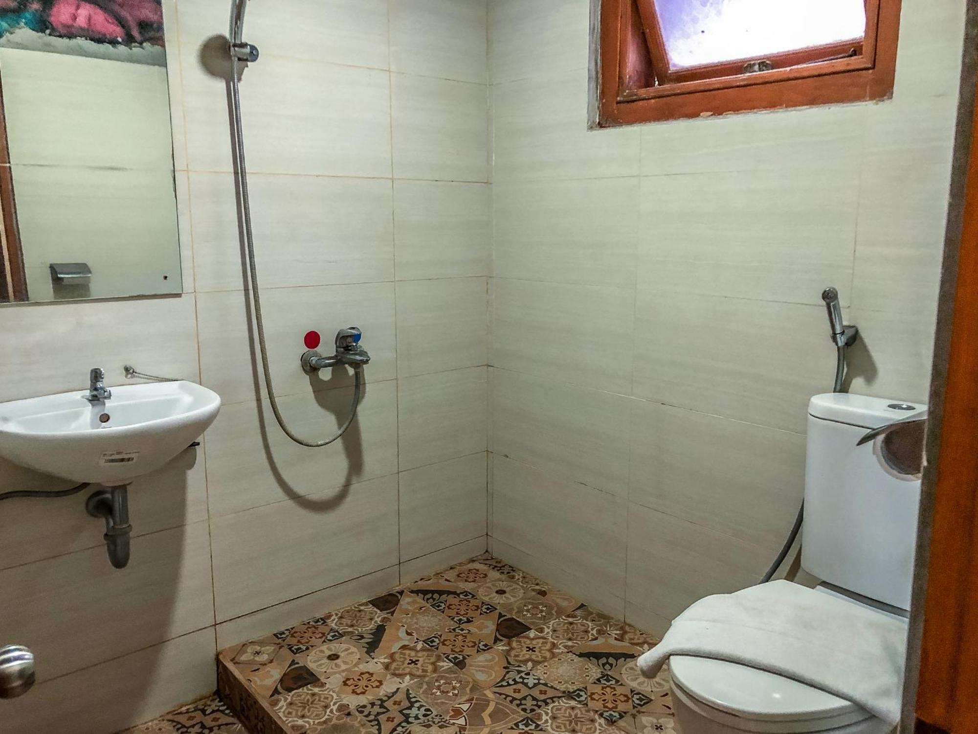 Arys Garden Hotel Yogyakarta يوغياكارتا المظهر الخارجي الصورة
