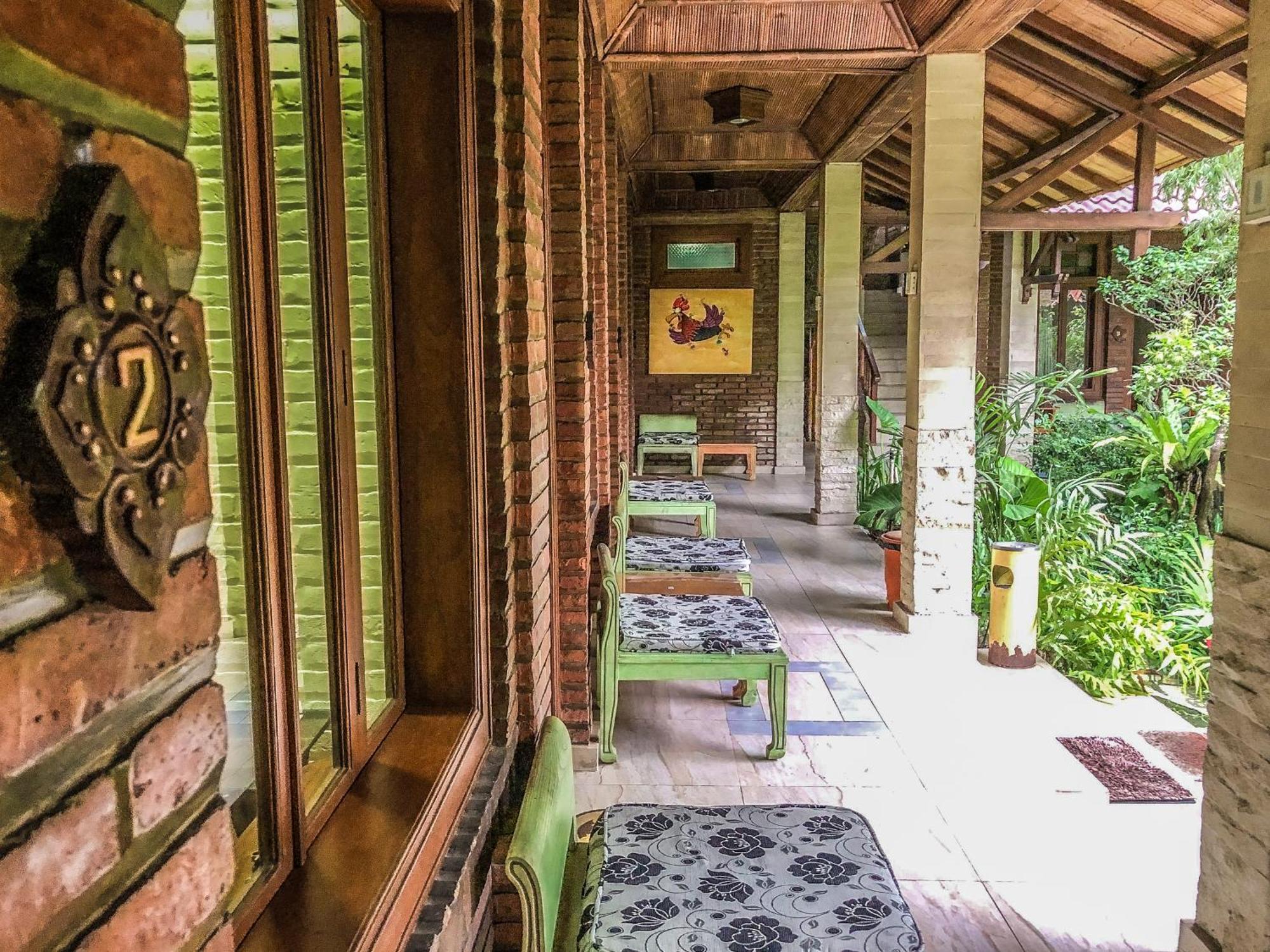 Arys Garden Hotel Yogyakarta يوغياكارتا المظهر الخارجي الصورة